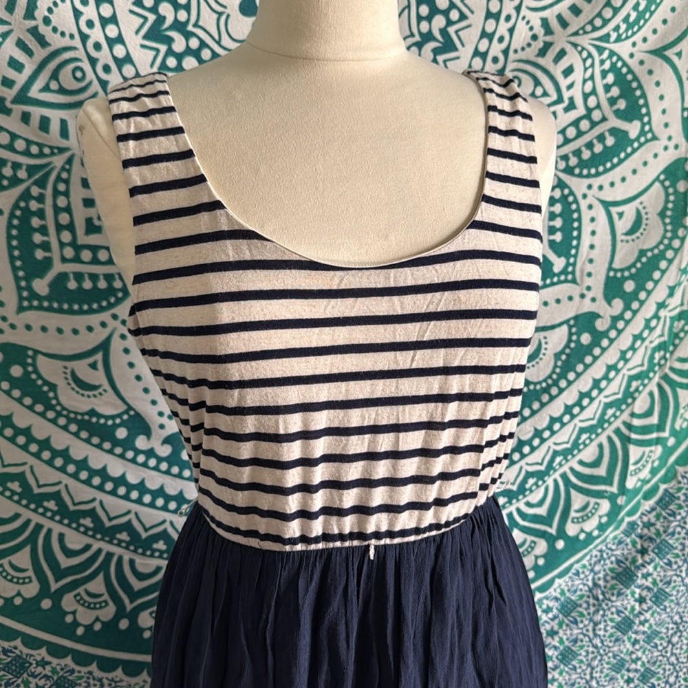 Striped Sun Dress 🖤 - Picture 2 of 5